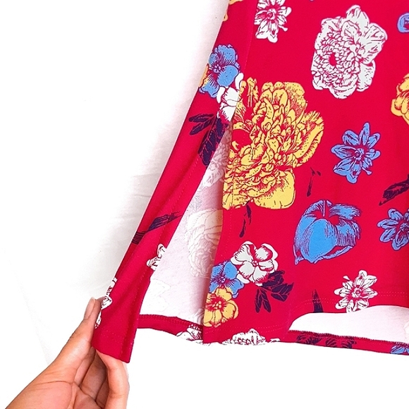 NWT LULAROE Perfect-T Floral Side Split Hem Tunic Top Size XXS / Medium - Picture 5 of 9